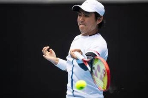 Internazionali, la denuncia di Nishioka: &quot;Offese da spettatori, non una novità&quot;