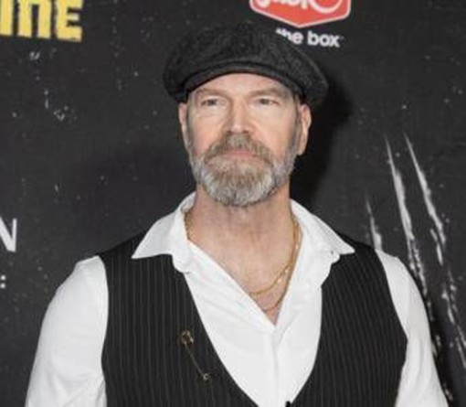 Tyler Mane: "Ho un tumore al seno, mi vergognavo a dirlo" Tyler Mane: "Ho un tumore al seno, mi vergognavo a dirlo"