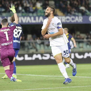 Colpo salvezza Cagliari, battuto 2-0 il Verona al “Bentegodi”