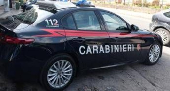 Cuneo, sente rumori nel cortile di casa: spara contro ladri e ne uccide uno. E' indagato per omicidio