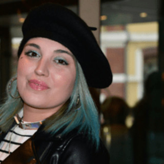Veronica Satti: "Ho un disturbo bordeline, da mio padre Bobby nemmeno una chiamata" Veronica Satti: "Ho un disturbo bordeline, da mio padre Bobby nemmeno una chiamata"