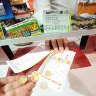 Superenalotto, numeri e combinazione vincente oggi 12 agosto