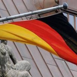 Laser puntato contro aereo tedesco, ira Germania: convocato ambasciatore Cina