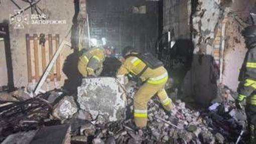 Ucraina, nuovo attacco di droni russi su Zaporizhzhia: un morto e 6 feriti Ucraina, nuovo attacco di droni russi su Zaporizhzhia: un morto e 6 feriti