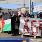 Minneapolis, uomo ucciso da agenti federali, governatore Walz “Trump ritiri ICE”