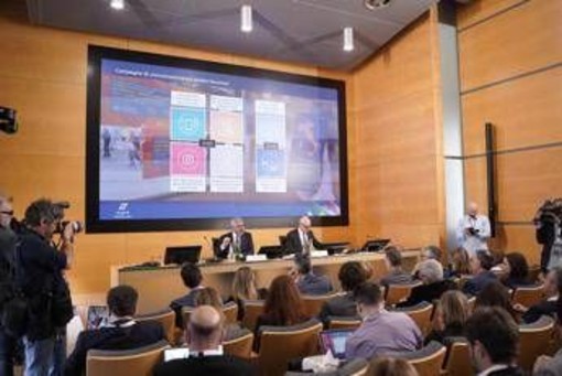 Ferrovie: Fs, sono oltre 1.300 i cantieri attivi, 37% investimenti destinati a manutenzione Ferrovie: Fs, sono oltre 1.300 i cantieri attivi, 37% investimenti destinati a manutenzione
