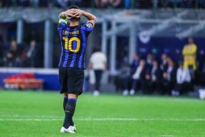 Inter, l’infortunio di Lautaro complica i piani: Chivu perde il suo capitano Inter, l’infortunio di Lautaro complica i piani: Chivu perde il suo capitano