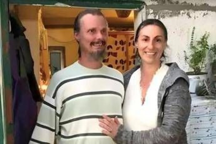 Famiglia nel bosco, "cresce disagio psicologico bimbi": nuova relazione a Tribunale minorenni Famiglia nel bosco, "cresce disagio psicologico bimbi": nuova relazione a Tribunale minorenni