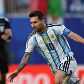 Messi, la tripletta record ai Mondiali e le lacrime: "Giorni difficili"