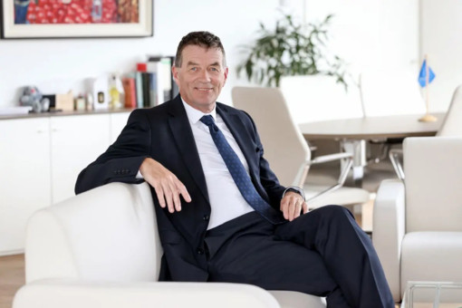 Tony Murphy rieletto presidente della Corte dei Conti europea