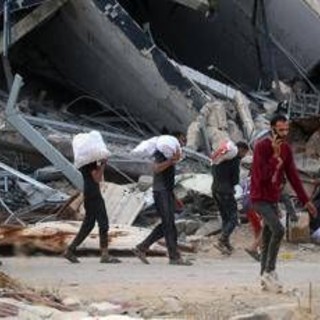 Gaza, media: &quot;20 morti vicino a centro aiuti&quot;. Idf: &quot;Erano spari d'avvertimento&quot;