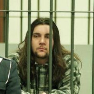 Sterminò la famiglia a fucilate, in fuga Elia Del Grande: killer della 'strage dei fornai'