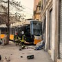 Tram deragliato a Milano. Un morto e 20 feriti Tram deragliato a Milano. Un morto e 20 feriti