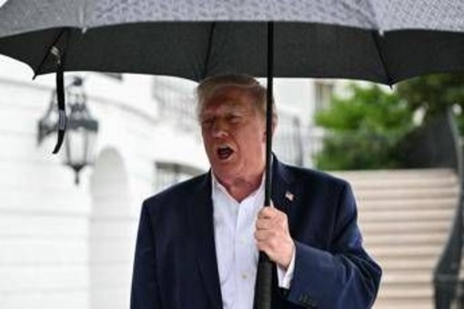 Iran, Trump ad Axios: "Mi aspetto nuovi colloqui con Teheran già in settimana" Iran, Trump ad Axios: "Mi aspetto nuovi colloqui con Teheran già in settimana"