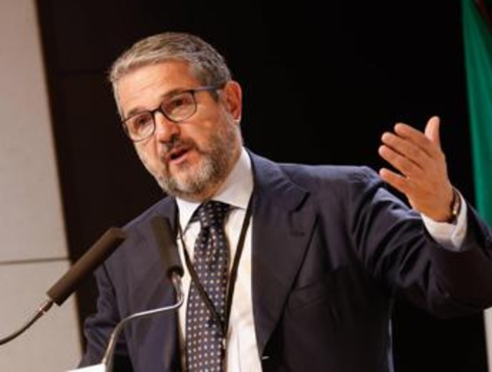 Valentini: "Europa grande fonte di stabilità nello scenario mondiale, può attirare investimenti" Valentini: "Europa grande fonte di stabilità nello scenario mondiale, può attirare investimenti"