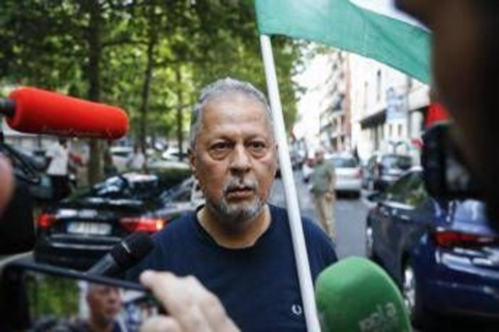 'Daspo' da Milano per Hannoun, l'annuncio dal corteo pro Pal: &quot;Farò ricorso&quot;