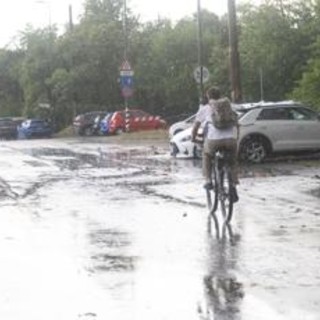 Maltempo sull'Italia, temporali e vento forte: allerta rossa in Veneto