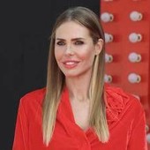 Ilary Blasi ha sposato Bastian Muller: "L'ho fatto con grande serenità, la seconda volta sei più cosciente" Ilary Blasi ha sposato Bastian Muller: "L'ho fatto con grande serenità, la seconda volta sei più cosciente"