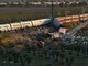 Disastro ferroviario in Spagna, il lutto e le indagini: "Via libera al treno nonostante convoglio fermo sui binari"