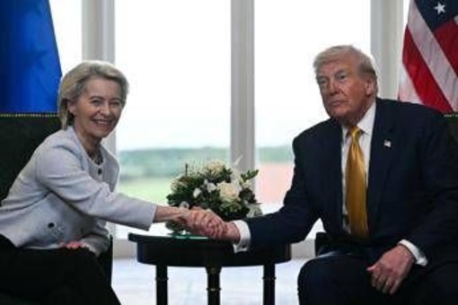Dazi, accordo Trump-von der Leyen: &quot;Tariffe al 15% per Ue&quot;