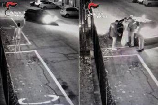 Vaga nudo e lascia droga davanti alla caserma dei carabinieri, 43enne denunciato Vaga nudo e lascia droga davanti alla caserma dei carabinieri, 43enne denunciato