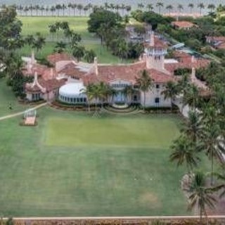 Tenta di entrare nella residenza di Trump, uomo armato ucciso a Mar-a-Lago