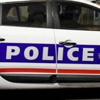 Grida "Allahu Akbar" e investe con l'auto 10 persone, tre feriti gravi in Francia Grida "Allahu Akbar" e investe con l'auto 10 persone, tre feriti gravi in Francia
