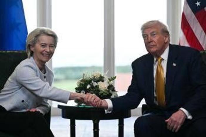 Dazi, accordo Trump-von der Leyen: &quot;Tariffe al 15% per Ue&quot;