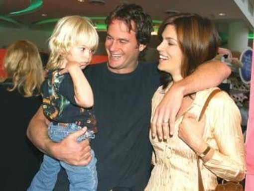 Cindy Crawford rompe il silenzio dopo la morte del figlio Presley: "Siamo devastati dal dolore"