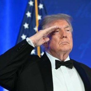 Iran-Usa, Trump ferma gli attacchi: chance per dialogo con Teheran