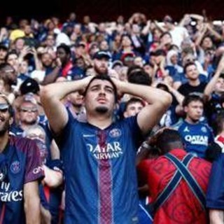 Tifoso Psg compra biglietto per finale, ma vola a... Bucarest: "Mi sono sbagliato"