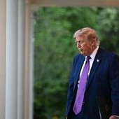 Usa-Iran, Trump pensa a nuovi attacchi. Teheran: "Pedaggi per Hormuz"