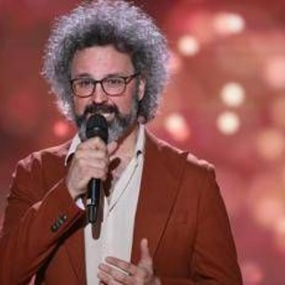 Simone Cristicchi ha la paralisi di Bell, annullato il concerto in Valle D'Aosta