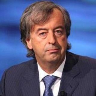 Burioni 'trasloca' su Substack, addio social: "Stanco di essere usato come sputacchiera" Burioni 'trasloca' su Substack, addio social: "Stanco di essere usato come sputacchiera"