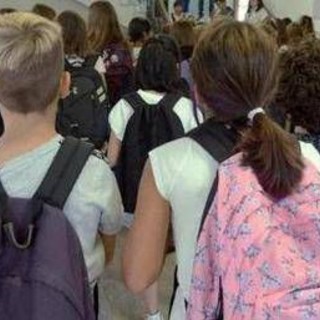 Scuola, Invalsi: &quot;Cala la dispersione scolastica ma resta gap tra Nord e Sud&quot;