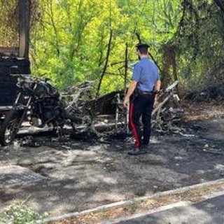 Roma, a fuoco un altro chiosco: bruciato lo 'Sponda Montesacro'