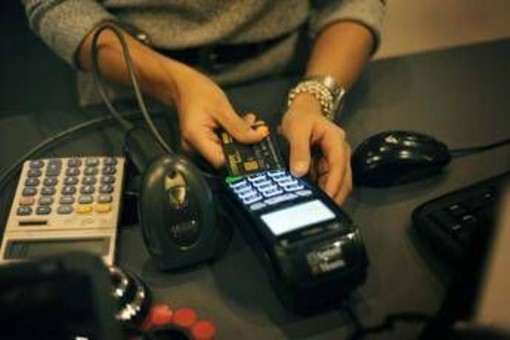 Registratori di cassa e Pos, ancora pochi giorni per fare l'abbinamento online