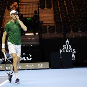 Sinner batte Tsitsipas, ora sfida Djokovic al Six Kings Slam