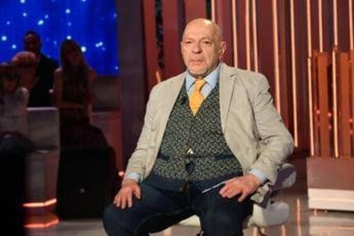 Mauro Coruzzi in ospedale, come sta Platinette: intervento per prevenire l'ictus