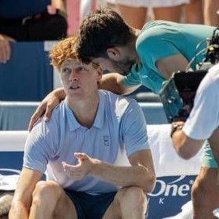 Lo psicologo: &quot;Il ritiro in finale uno choc per Sinner, Jannik si sente in colpa&quot;