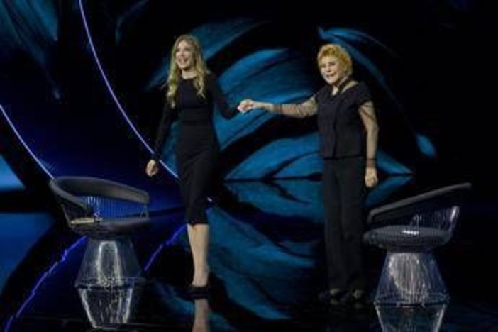 Vanoni, l'intervista 'iconica' a Belve nel 2023: "Le canne? La mia medicina" Vanoni, l'intervista 'iconica' a Belve nel 2023: "Le canne? La mia medicina"