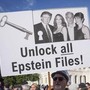 Caso Epstein, Trump firma la legge per la pubblicazione dei file Caso Epstein, Trump firma la legge per la pubblicazione dei file