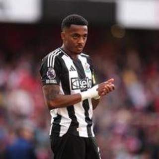 Calciomercato, Liverpool choc: 150 milioni per Isak, è record in Premier League