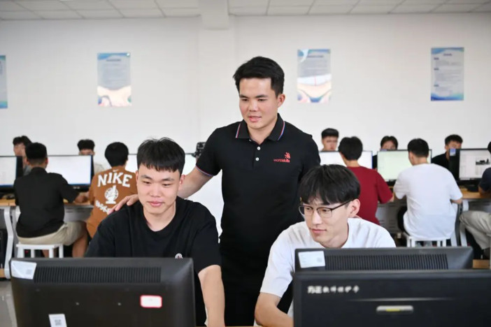 Cina, in arrivo standard internazionali per l’istruzione professionale Cina, in arrivo standard internazionali per l’istruzione professionale