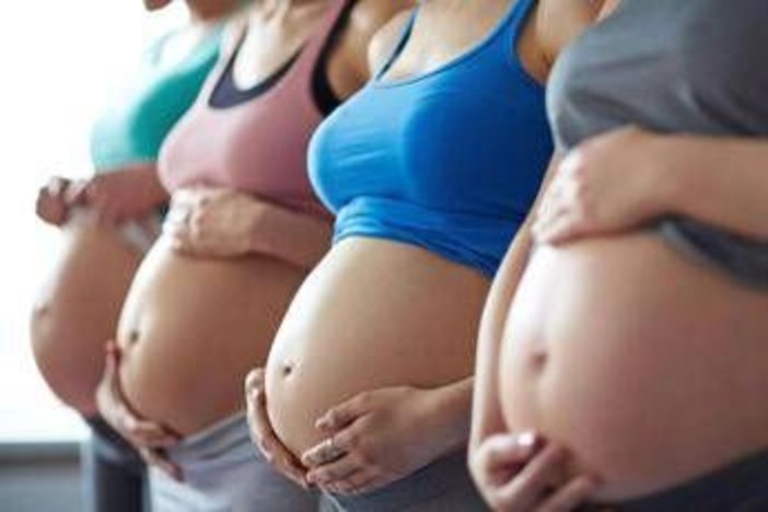 Età in gravidanza e numero di figli, così essere mamma può influire sull'invecchiamento