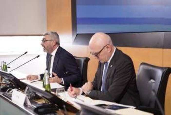 Ferrovie, Isi (Rfi): "Investimenti record, avanzano lavori su Napoli-Bari, Milano-Genova e rete sud" Ferrovie, Isi (Rfi): "Investimenti record, avanzano lavori su Napoli-Bari, Milano-Genova e rete sud"