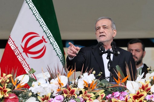 Pezeshkian “Consentiremo ingresso a ispettori nucleari Onu in Iran”