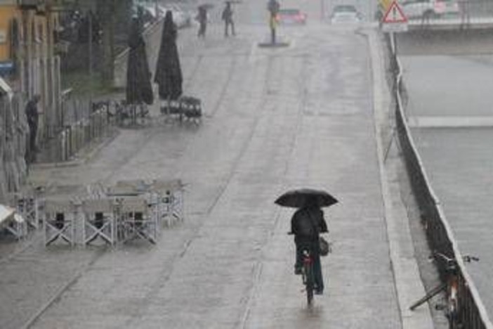 Allerta meteo gialla per temporali martedì 18 agosto: la mappa delle 7 regioni a rischio maltempo Allerta meteo gialla per temporali martedì 18 agosto: la mappa delle 7 regioni a rischio maltempo