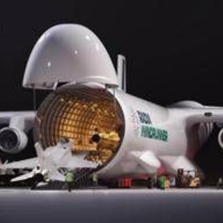 In Puglia nascerà l'aereo cargo più grande al mondo. Servirà per l'energia (e la difesa?)