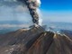 Eruzione Etna, voli in arrivo sospesi fino alle 12 all'aeroporto di Catania